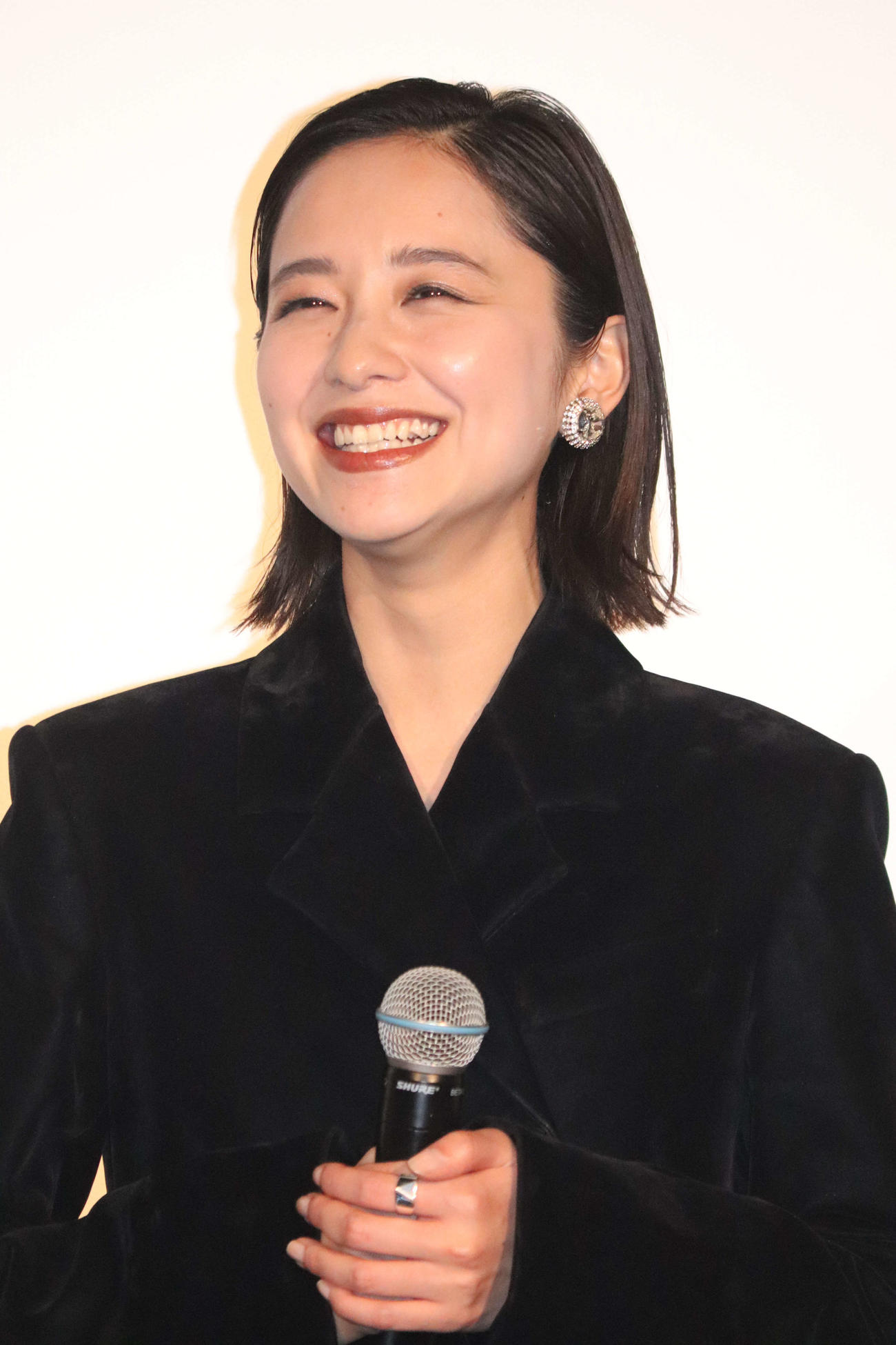 「劇場版　君と世界が終わる日に　FINAL」初日舞台あいさつに登壇した堀田真由（撮影・加藤理沙）