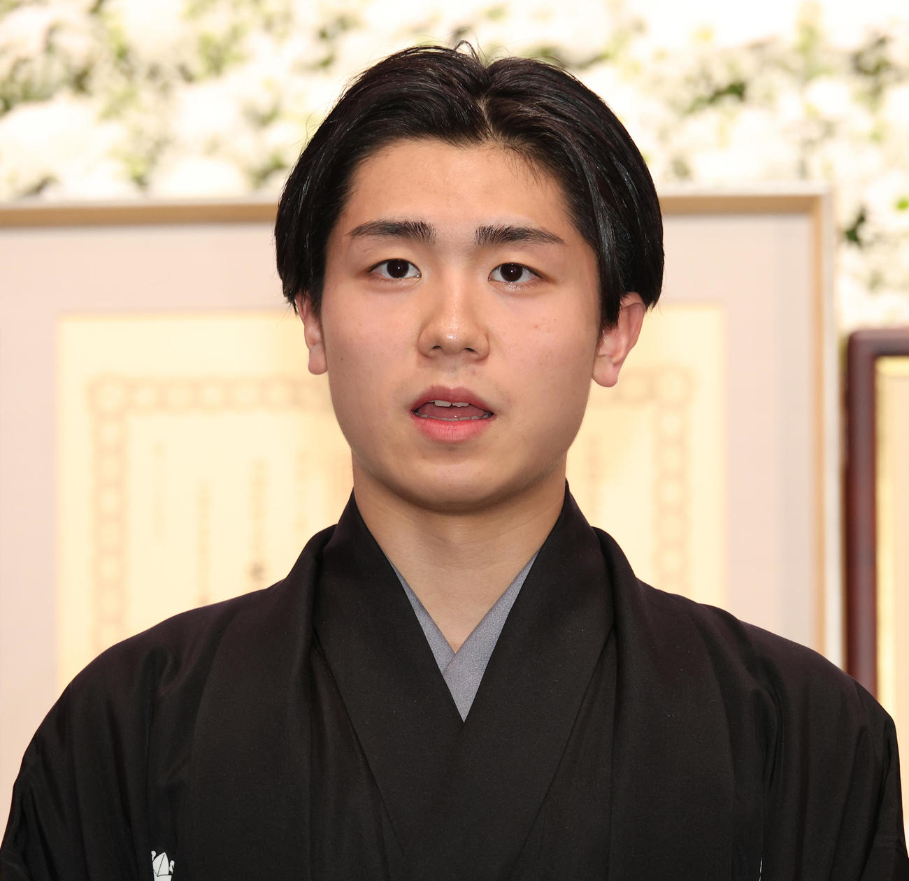 「澤瀉屋　送る会」を終え会見を行う市川團子（撮影・中島郁夫）