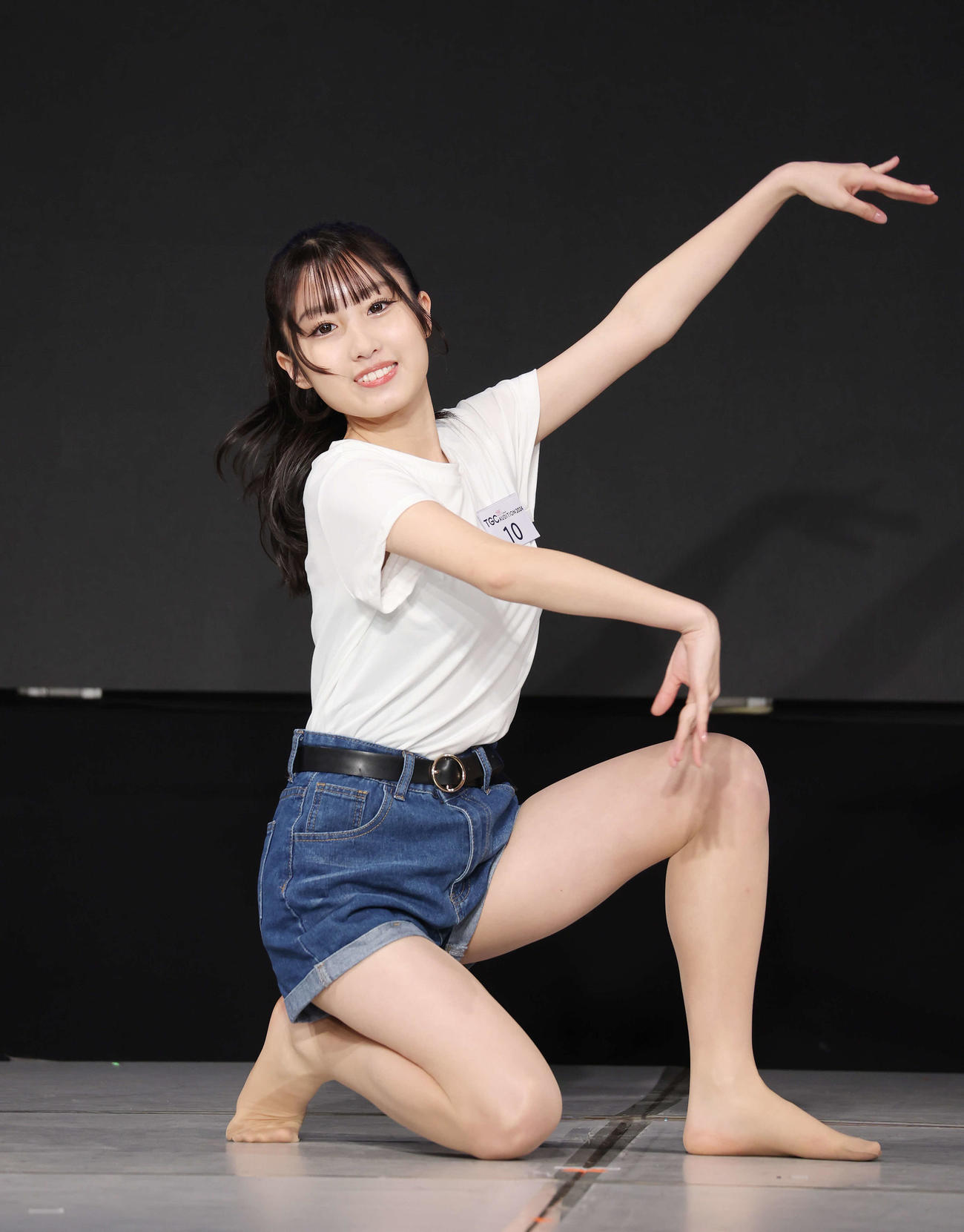 「TGC AUDITION 2024」公開ドラフト会議で自己PRする山本佳央さん（撮影・宮地輝）