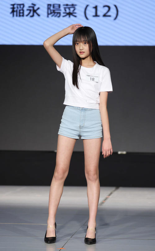 「TGC AUDITION 2024」公開ドラフト会議で自己PRする稲永陽菜さん(撮影・宮地輝)