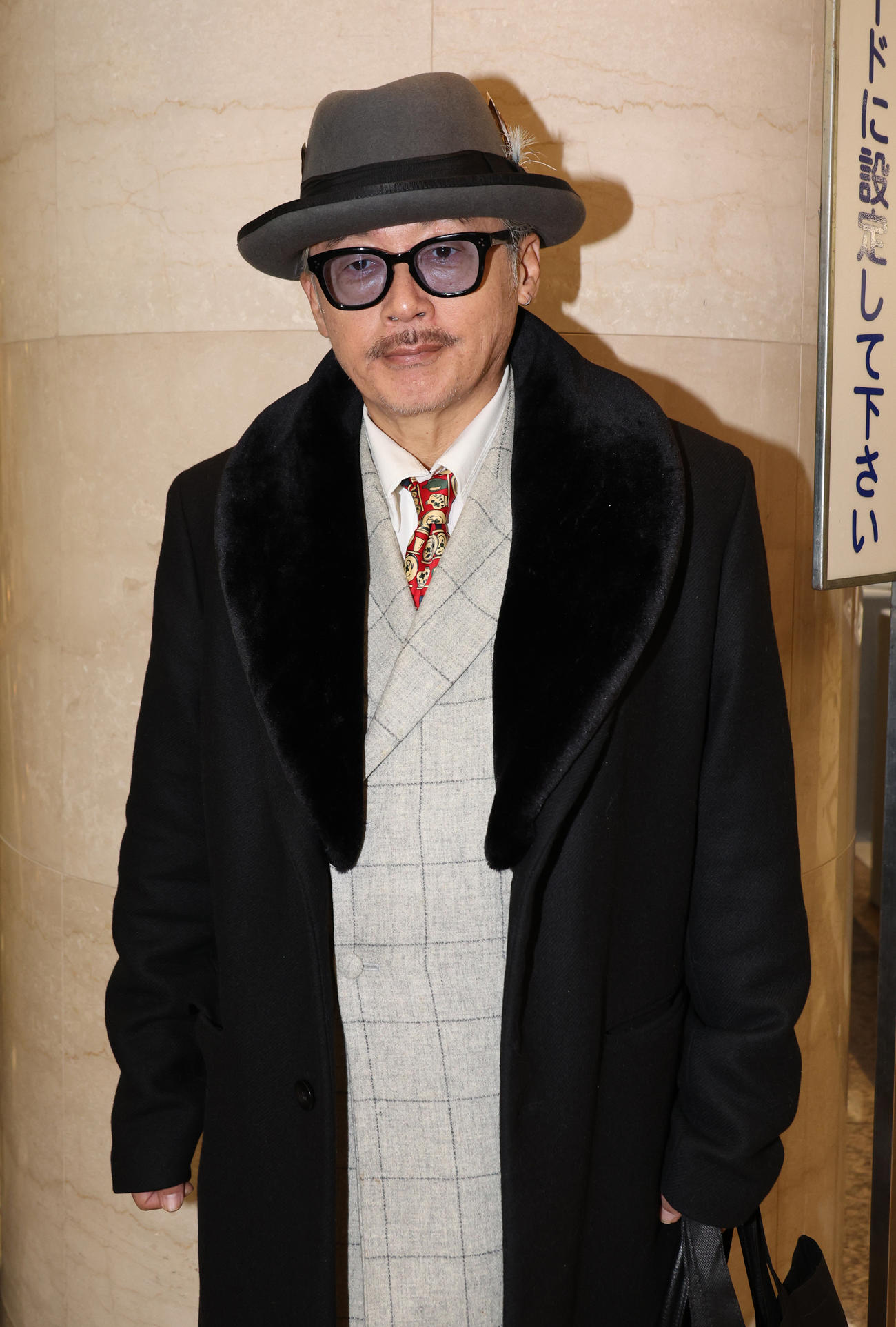 南部虎弾さんの通夜に参列した田代まさし（撮影・中島郁夫）