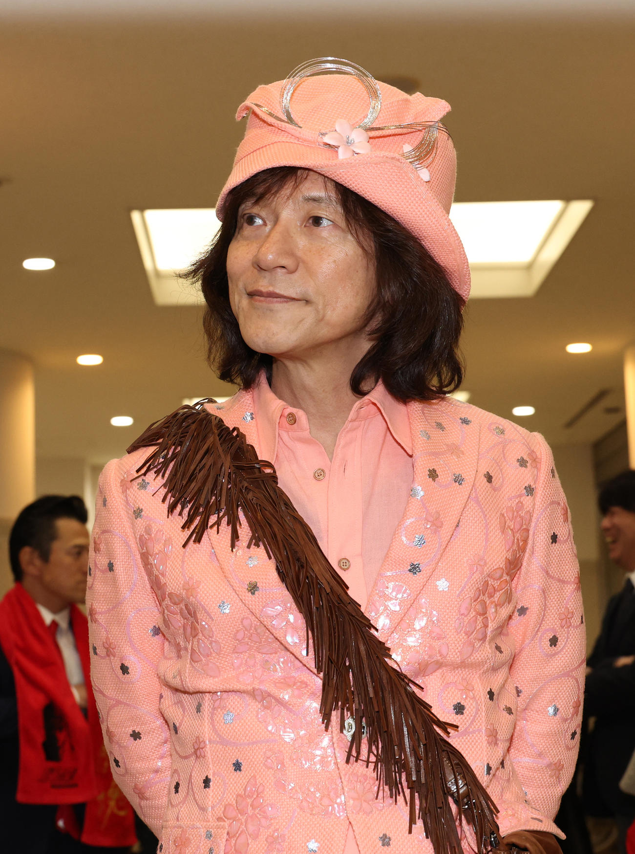 リーダー南部虎弾さんの通夜に参列するダイアモンド☆ユカイ（撮影・中島郁夫）