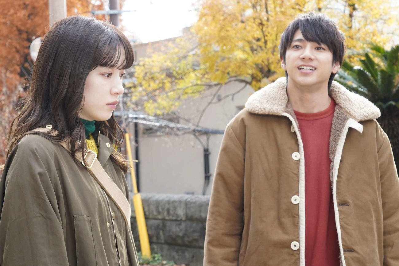 フジテレビ系「君が心をくれたから」に出演する永野芽郁、山田裕貴(C)フジテレビ