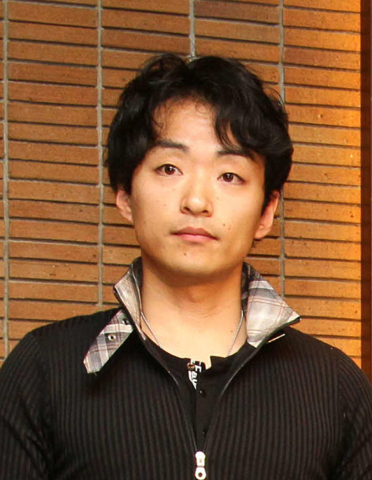 道尾秀介氏（2011年1月17日撮影）