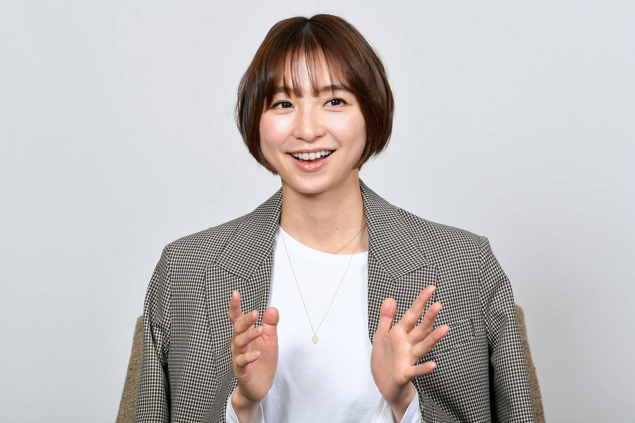 篠田麻里子（2021年4月撮影）