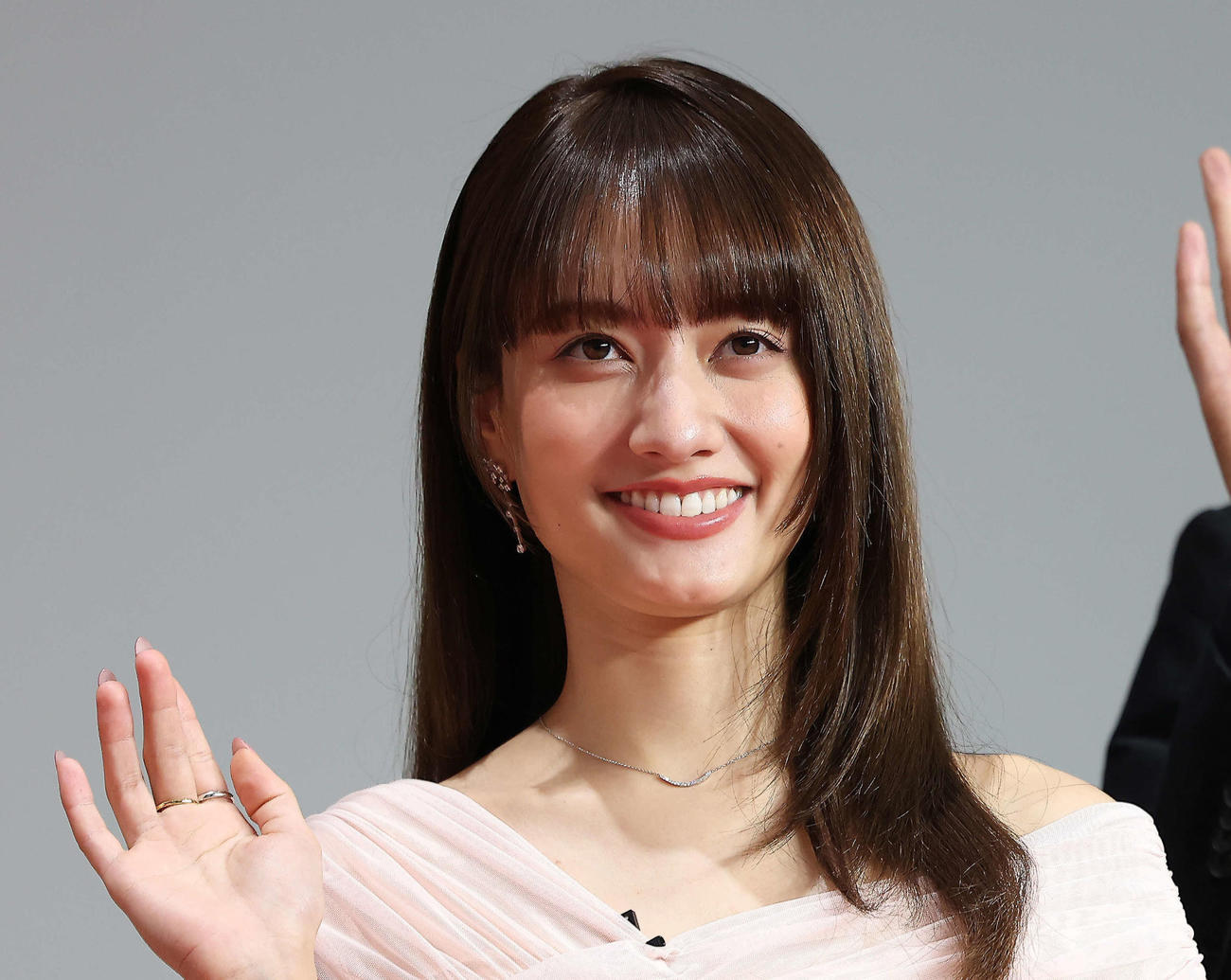 谷まりあ（23年12月撮影）