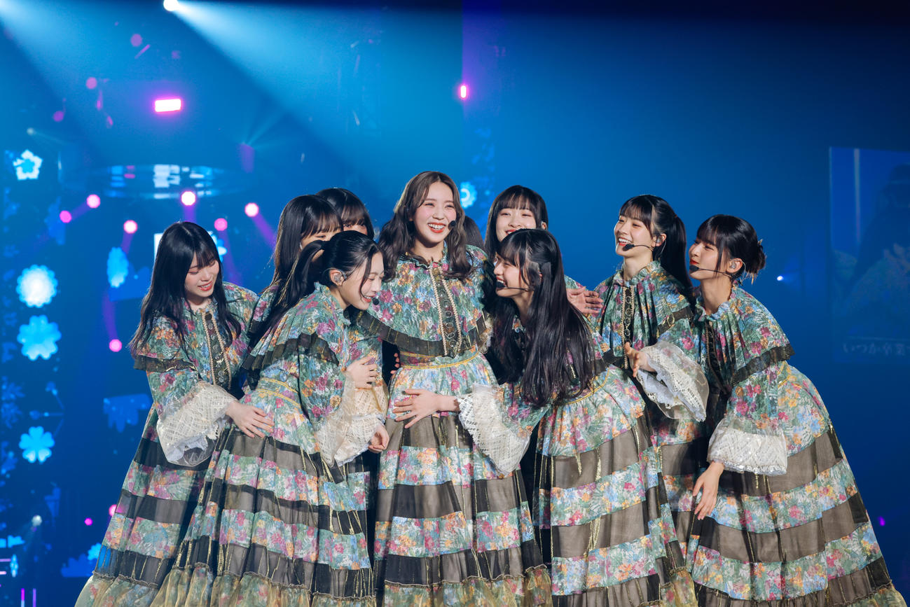 小林由依卒業コンサートでパフォーマンスする櫻坂46