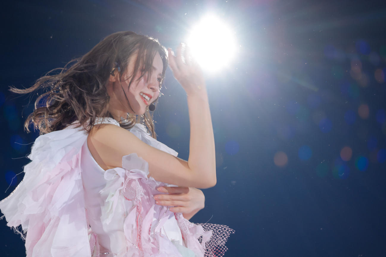 卒業コンサートでパフォーマンスする櫻坂46小林由依