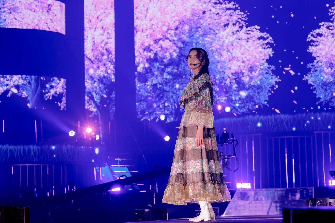 卒業コンサートでパフォーマンスする櫻坂46小林由依