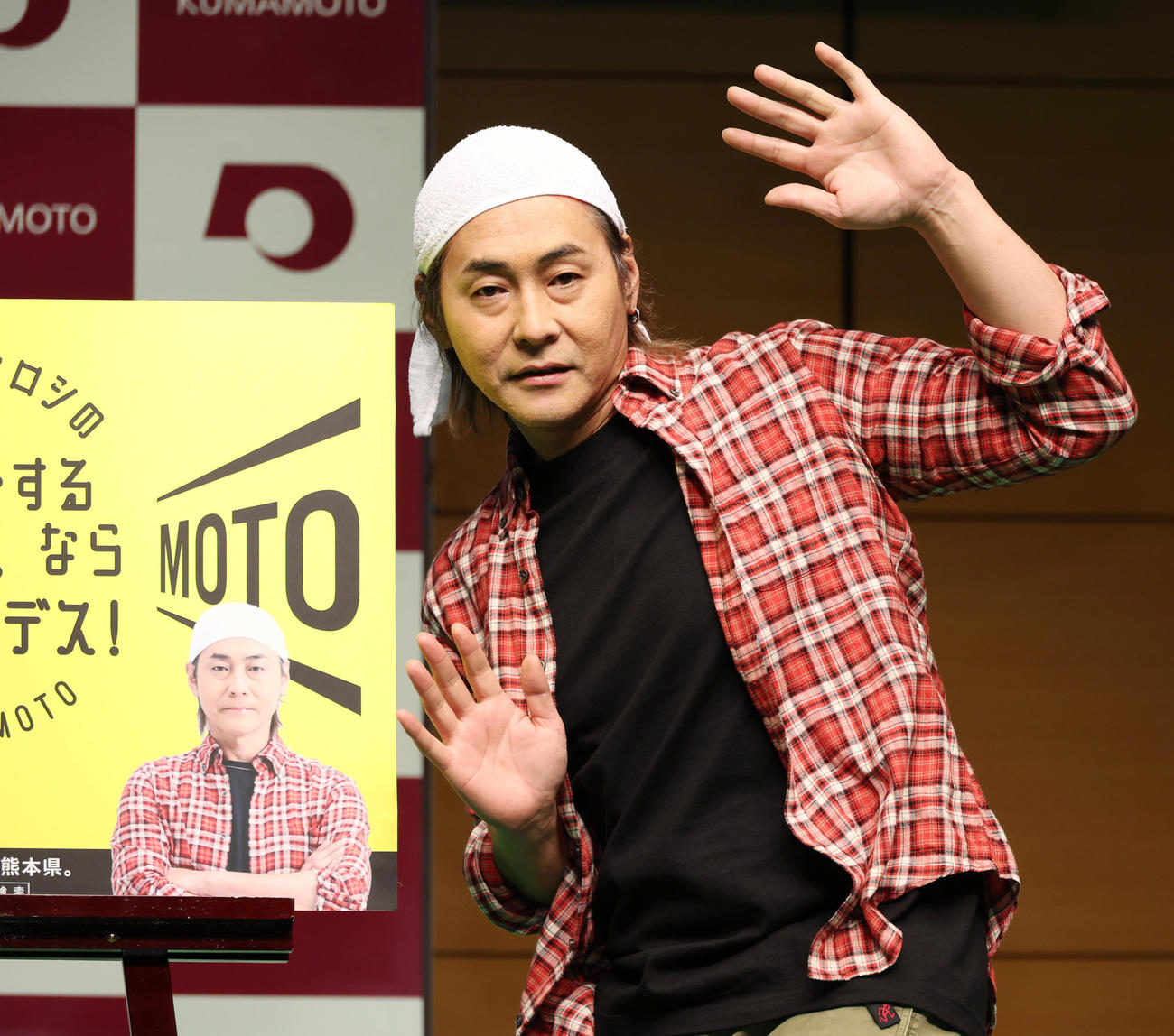 「くまもと移住PRスペシャルサポーター」に就任したヒロシ（撮影・中島郁夫）