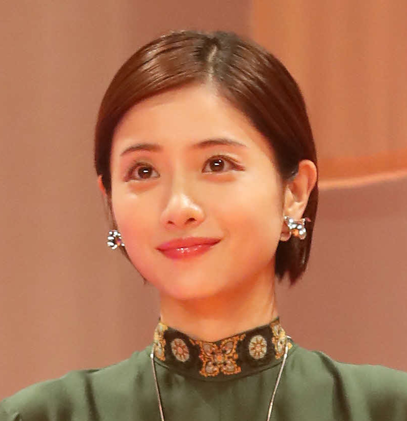 石原さとみ（2021年10月撮影）