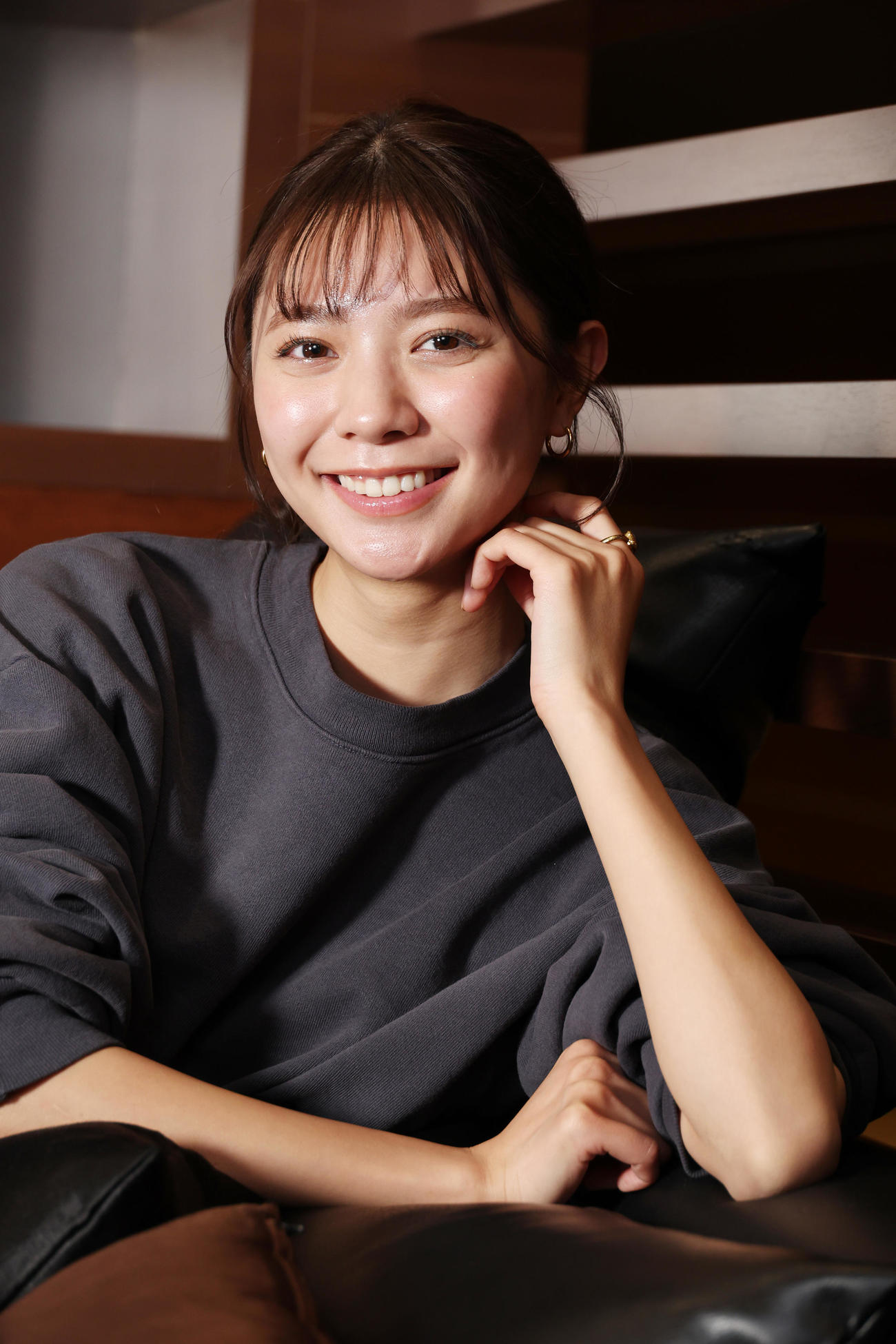 主演ドラマの感想を語る川津明日香（撮影・中島郁夫）