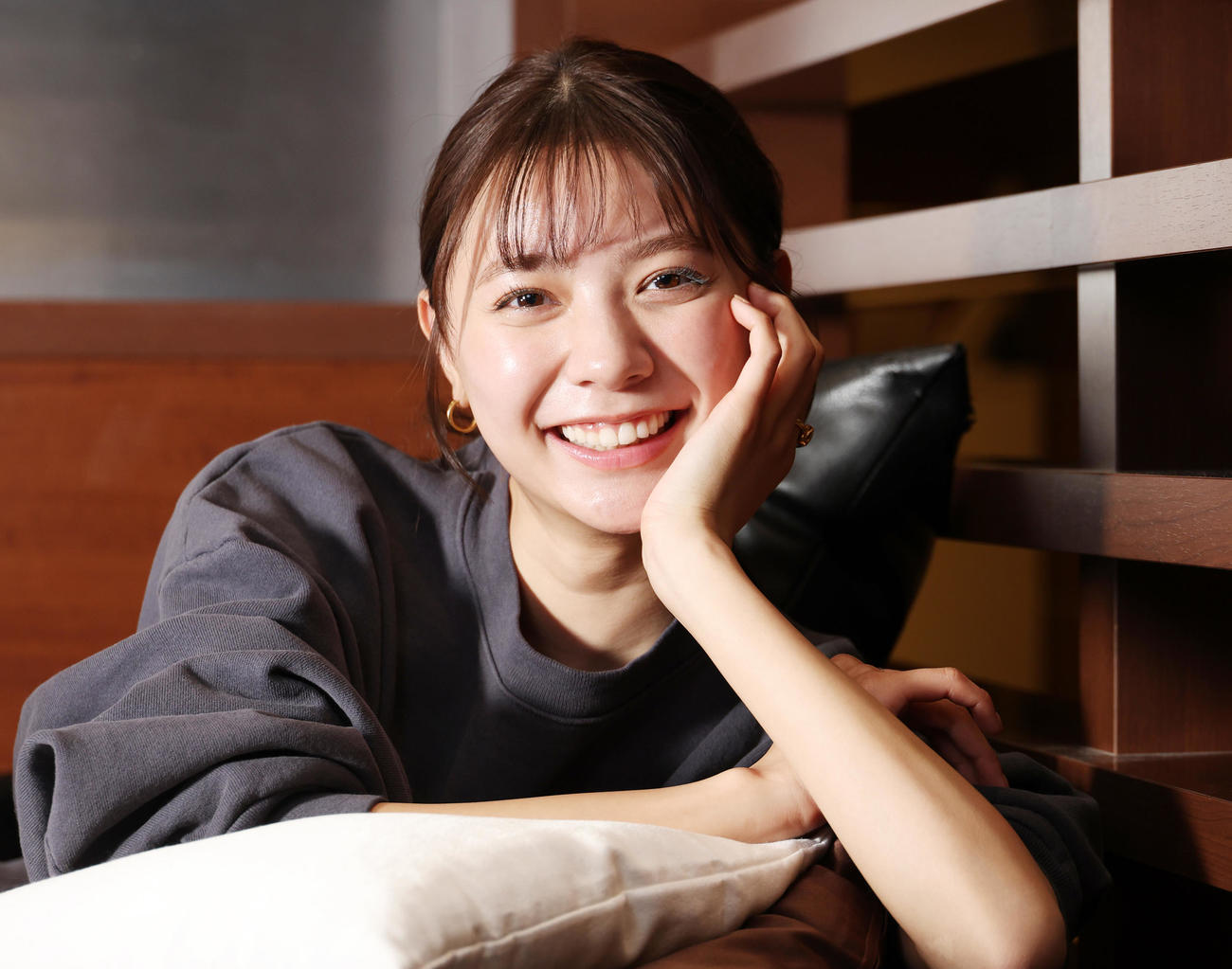 主演ドラマの感想を語る川津明日香（撮影・中島郁夫）