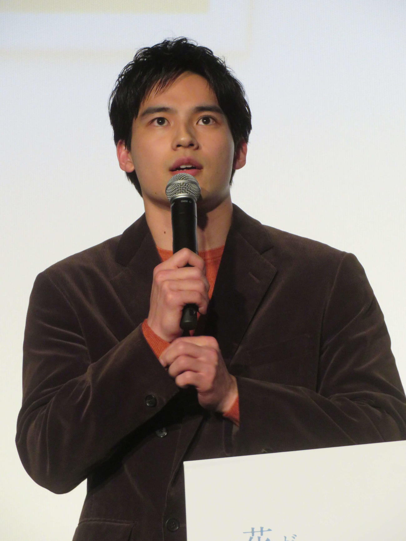映画「あの花が咲く丘で、君とまた出会えたら。」大ヒット追い花舞台あいさつに登壇した水上恒司（撮影・村上幸将）