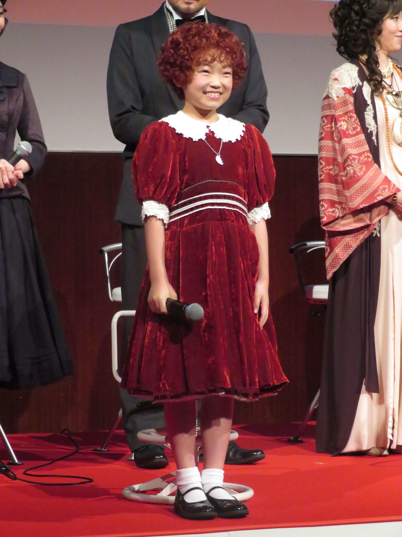 「アニー」制作発表会見に登壇したアニー役の岡田悠李さん