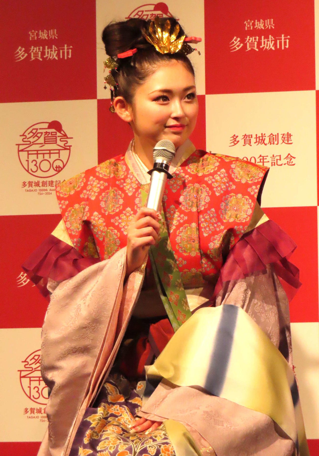 「多賀城創建千三百年祭開幕式」記者発表会に登壇したゆうちゃみ