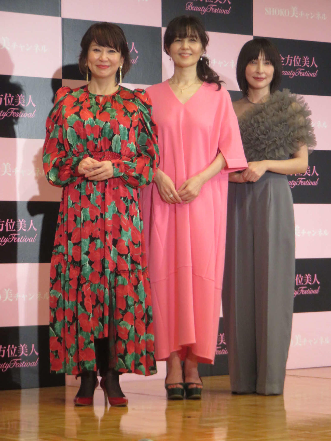 「全方位美人　Beauty Festival 2024」でトークショーを行った、左からSHOKOさん、石野真子、奥菜恵