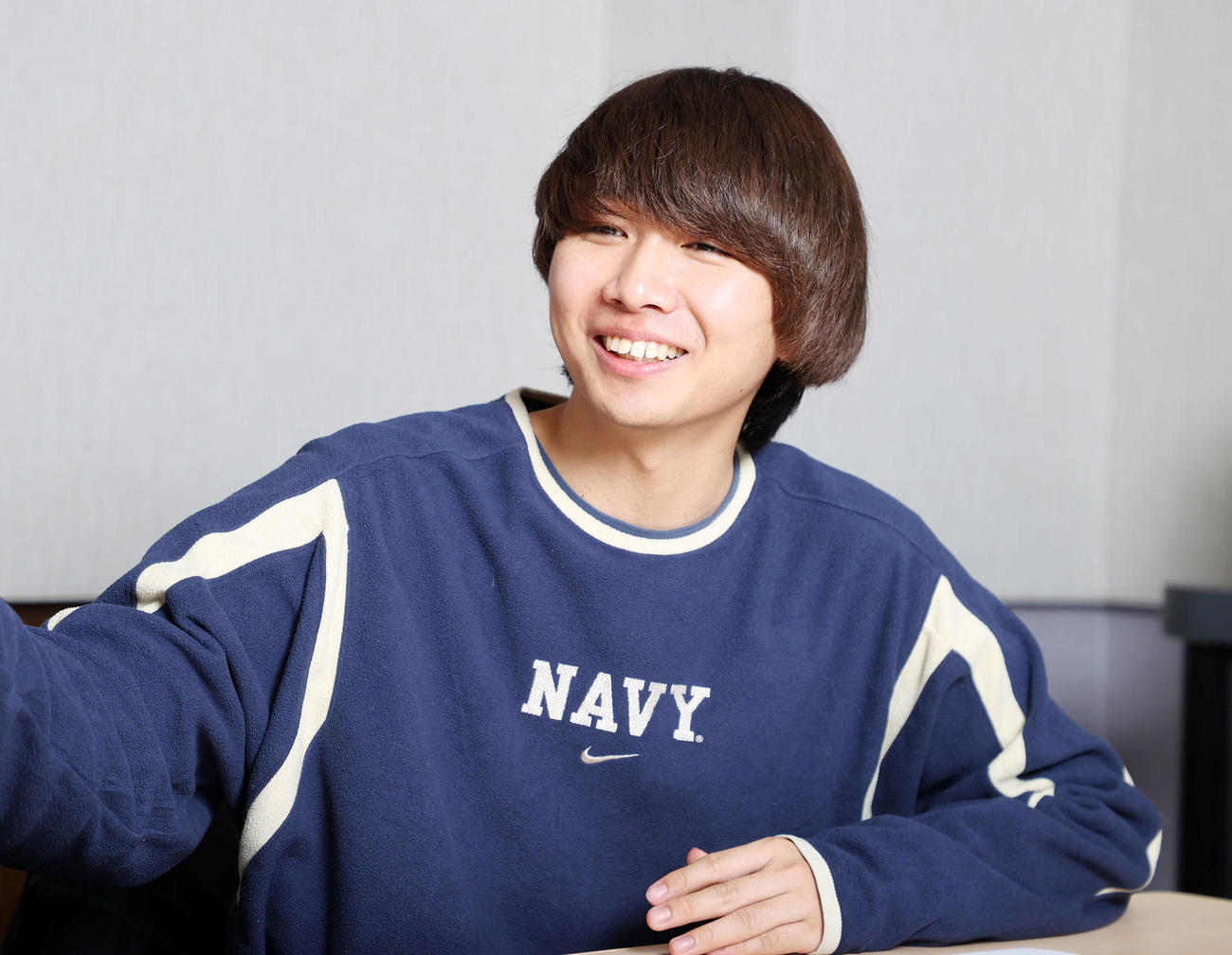 質問に答えるヤングスキニーのりょうと（撮影・鈴木正人）