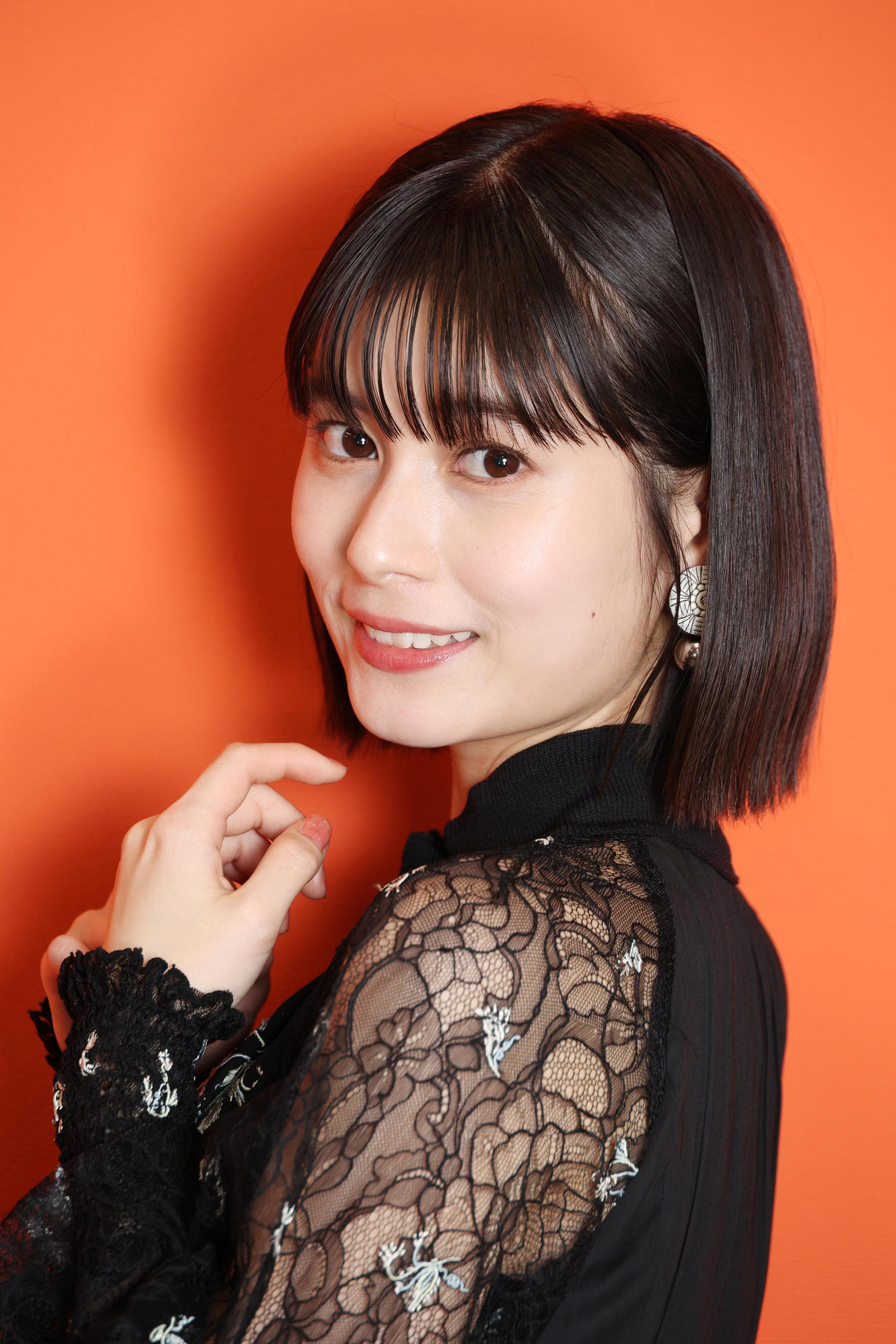 大きな瞳と自然体が魅力の大久保桜子（撮影・中島郁夫）