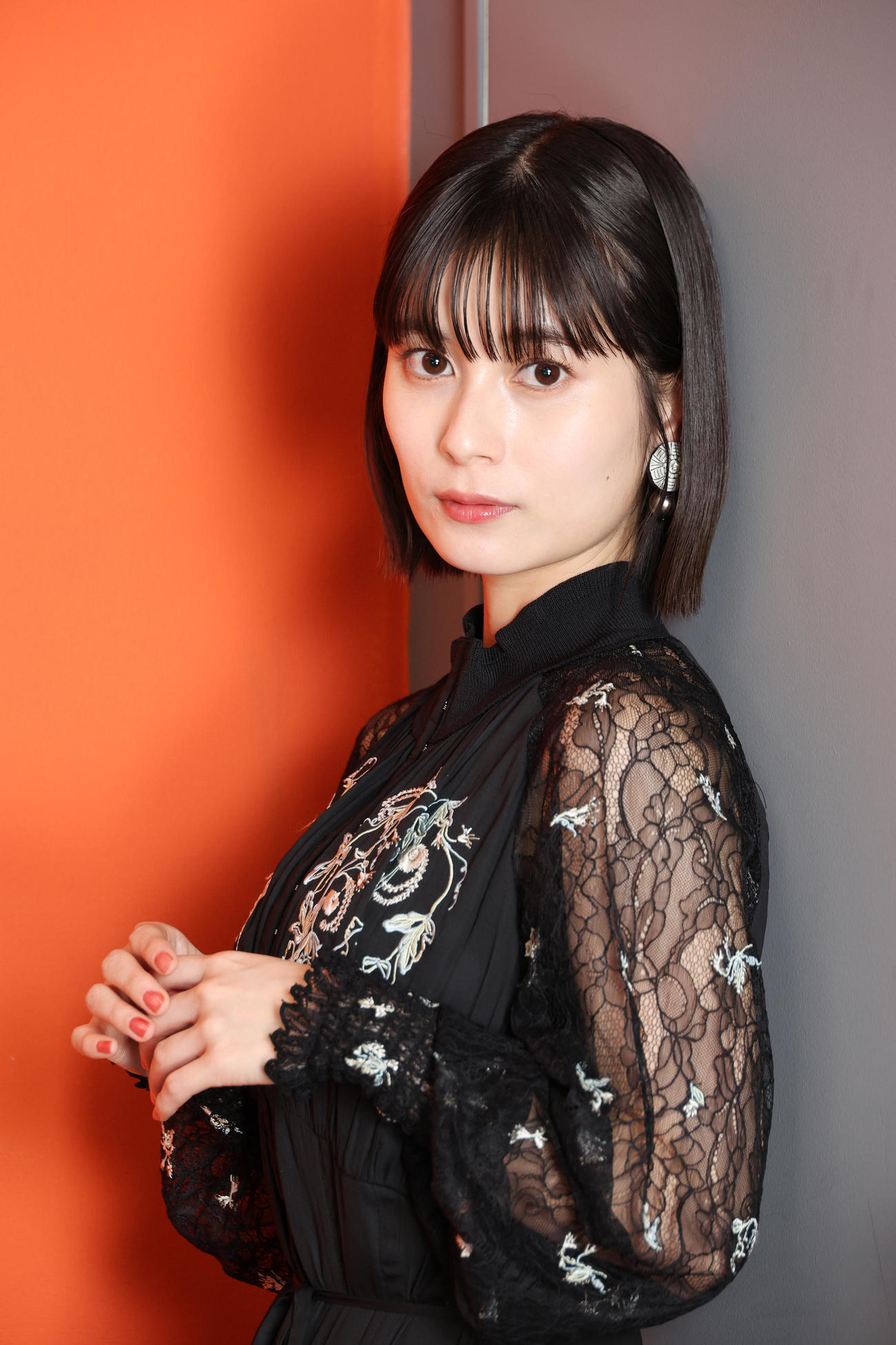 大きな瞳と自然体が魅力の大久保桜子（撮影・中島郁夫）