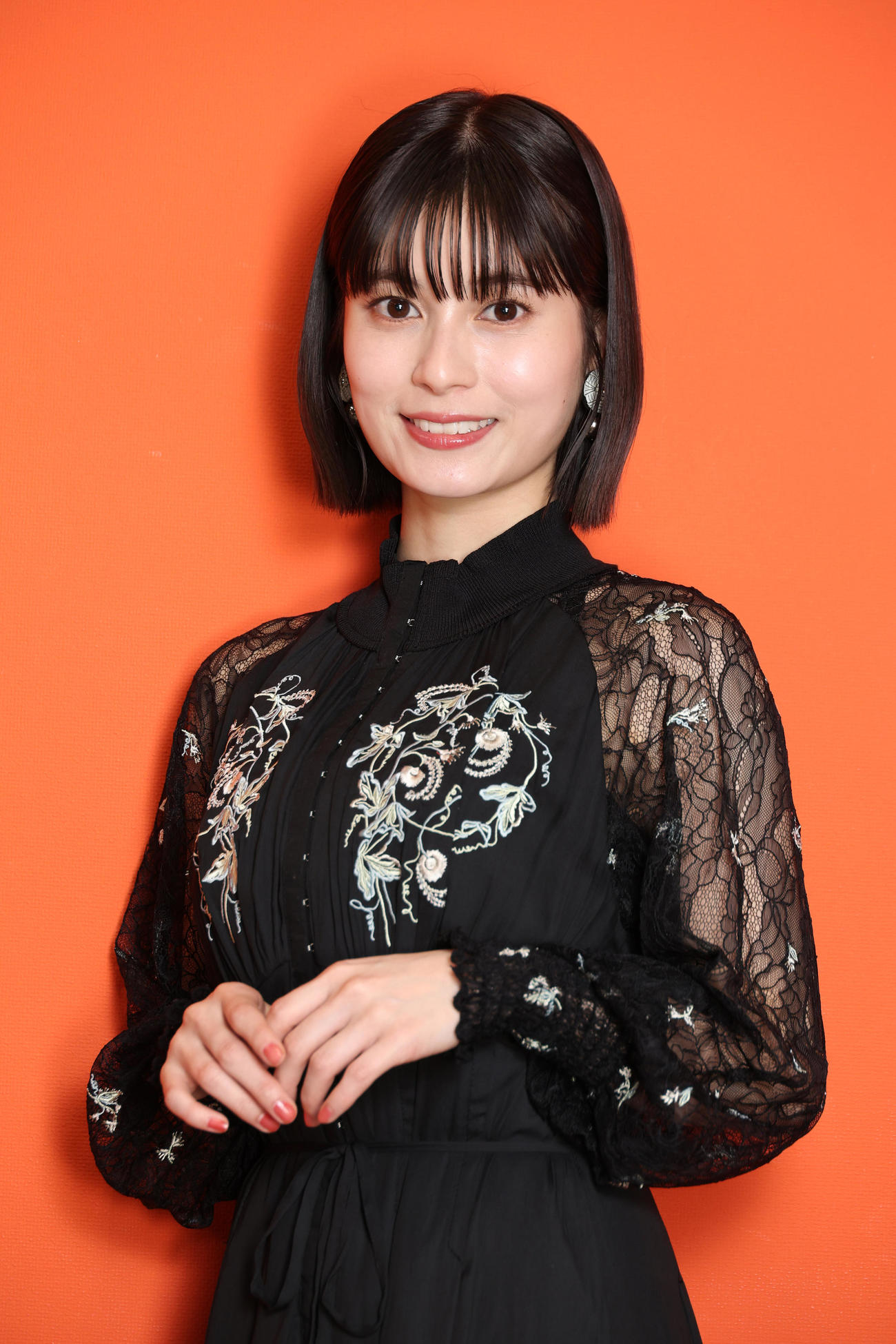 大きな瞳と自然体が魅力の大久保桜子（撮影・中島郁夫）