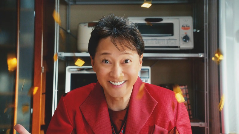 ソフトバンクの新CMに出演する中居正広