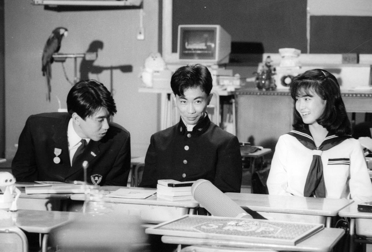 とんねるずの初主演映画「そろばんずく」　左から石橋貴明、木梨憲武、ヒロインの安田成美（86年6月撮影）