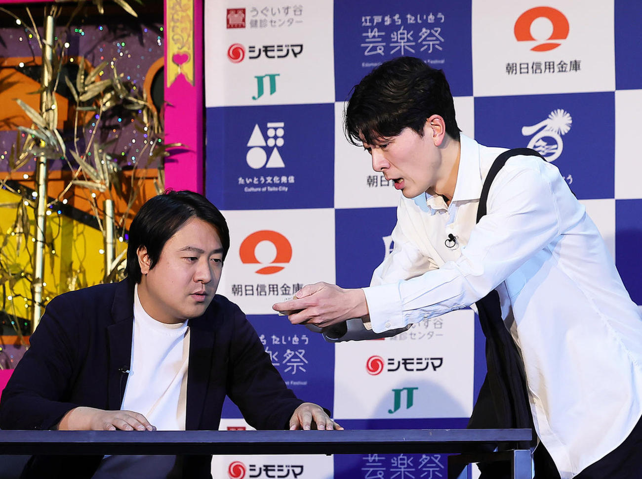 ジグザグジギーの宮沢聡（左）と池田勝（2024年2月撮影）