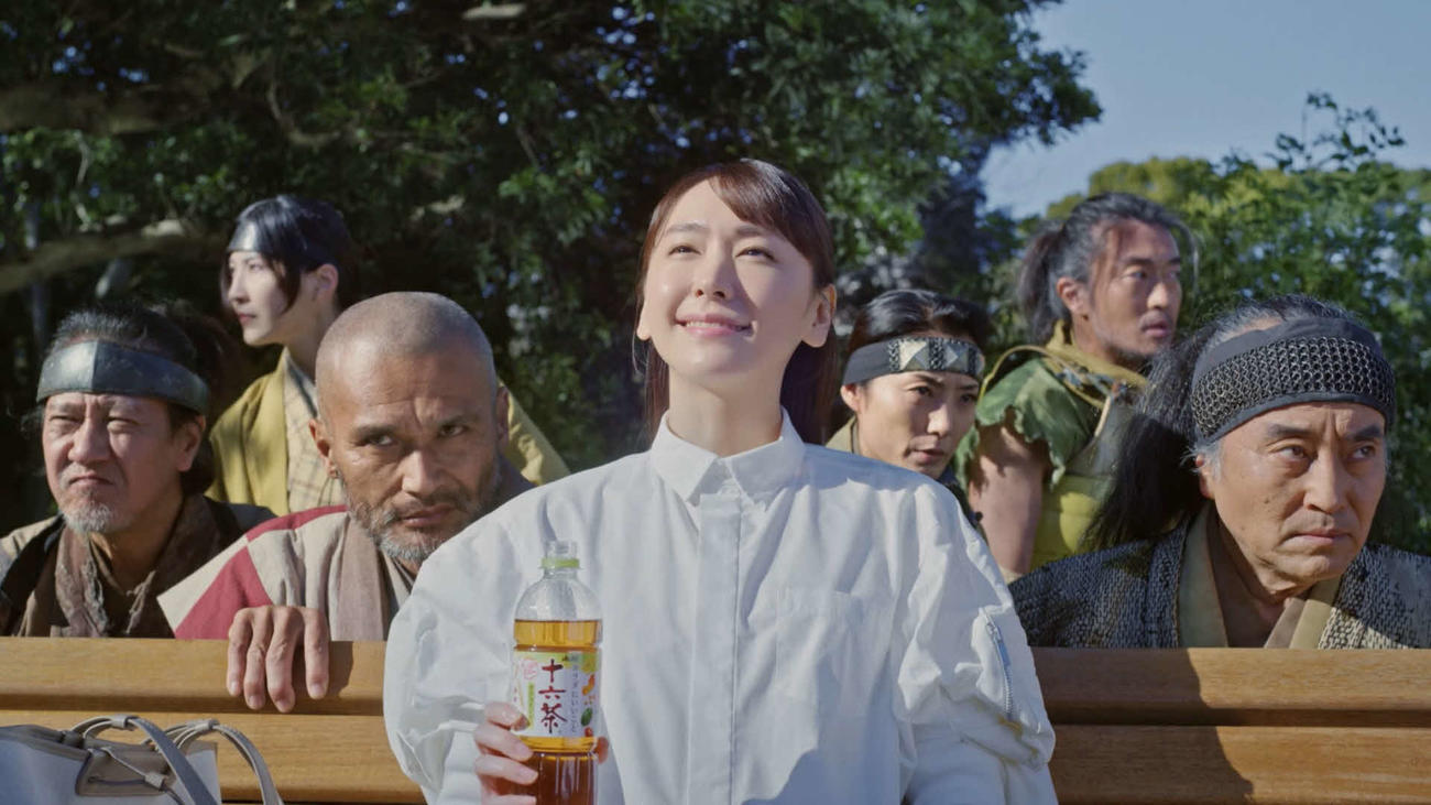新垣結衣が出演した「アサヒ　十六茶」の新テレビCM「わたしの味方」編