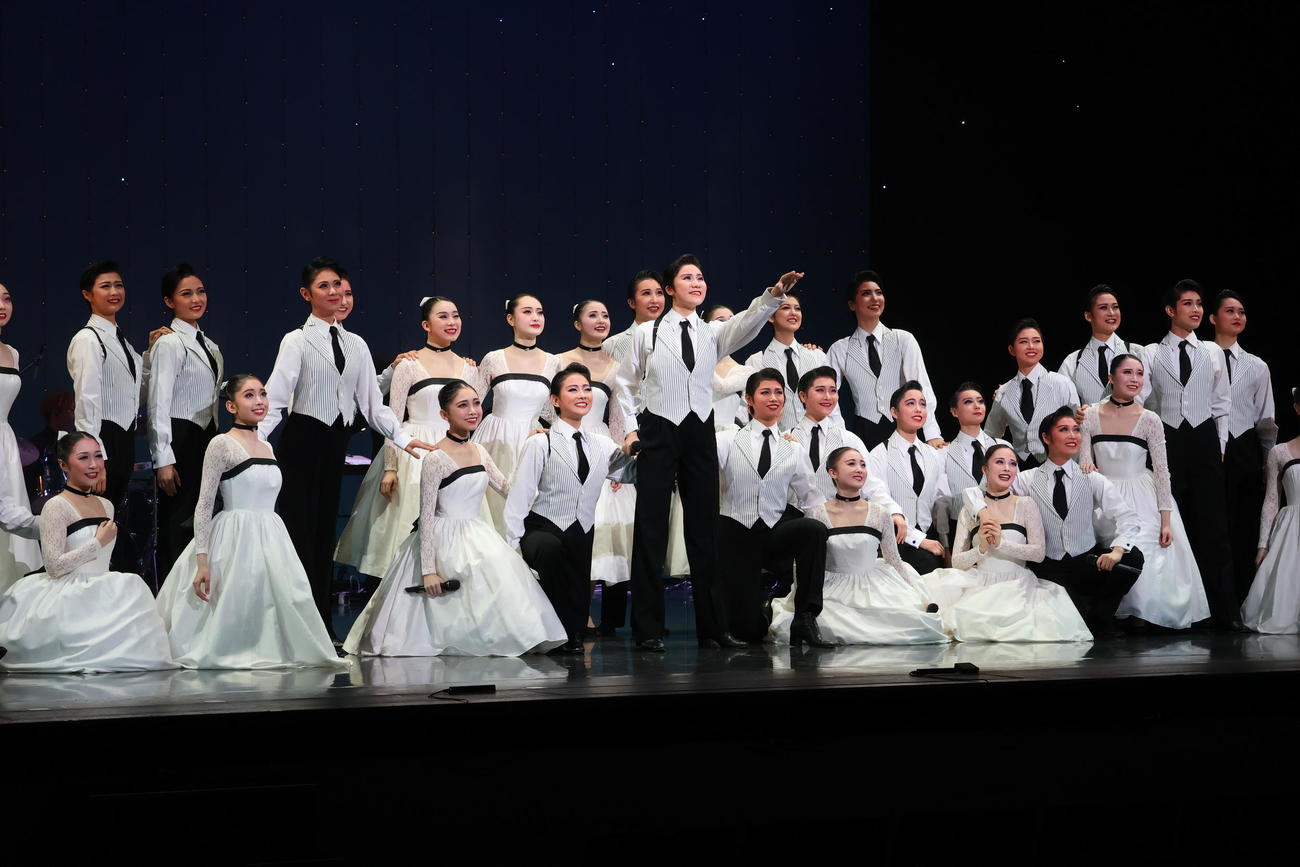 歌、芝居、ダンスと2年の学び、集大成に臨んだ宝塚音楽学校110期生（撮影・村上久美子）