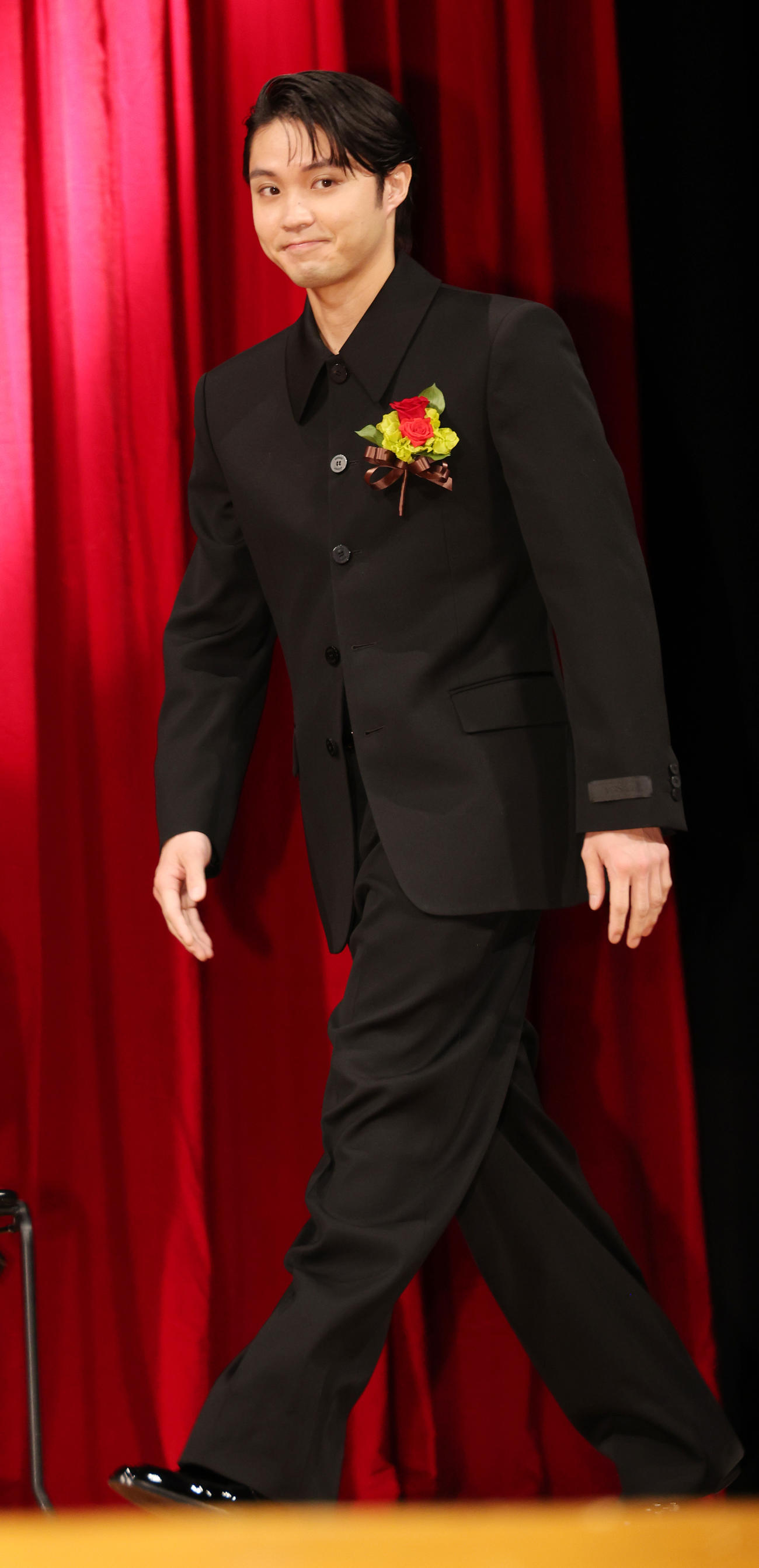2023年第97回キネマ旬報ベスト・テン助演男優賞を受賞した磯村勇斗（撮影・中島郁夫）