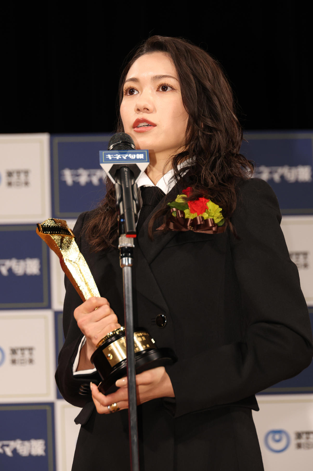2023年第97回キネマ旬報ベスト・テン助演女優賞を受賞した二階堂ふみ（撮影・中島郁夫）