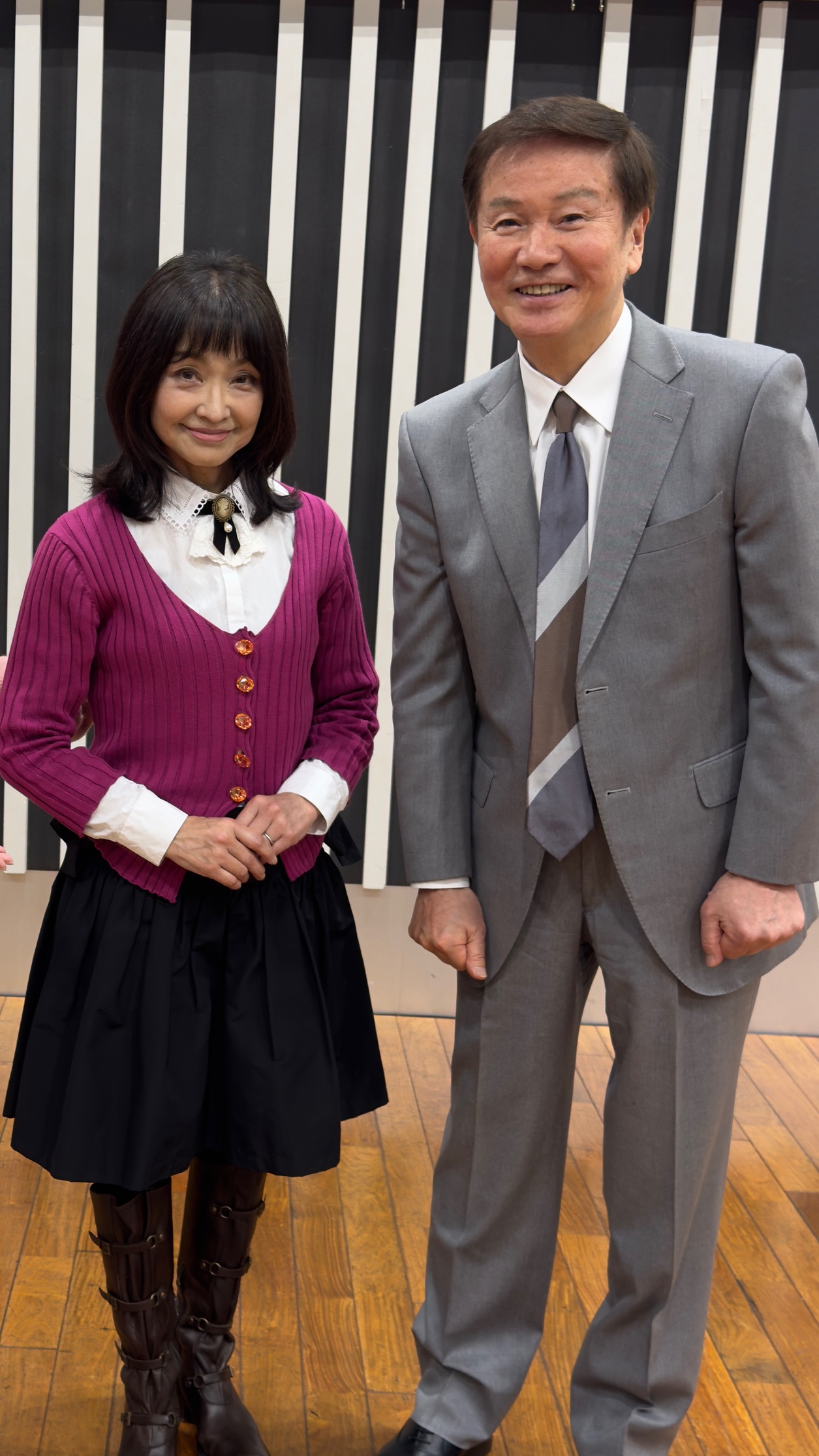 石川ひとみ（左）と森田健作