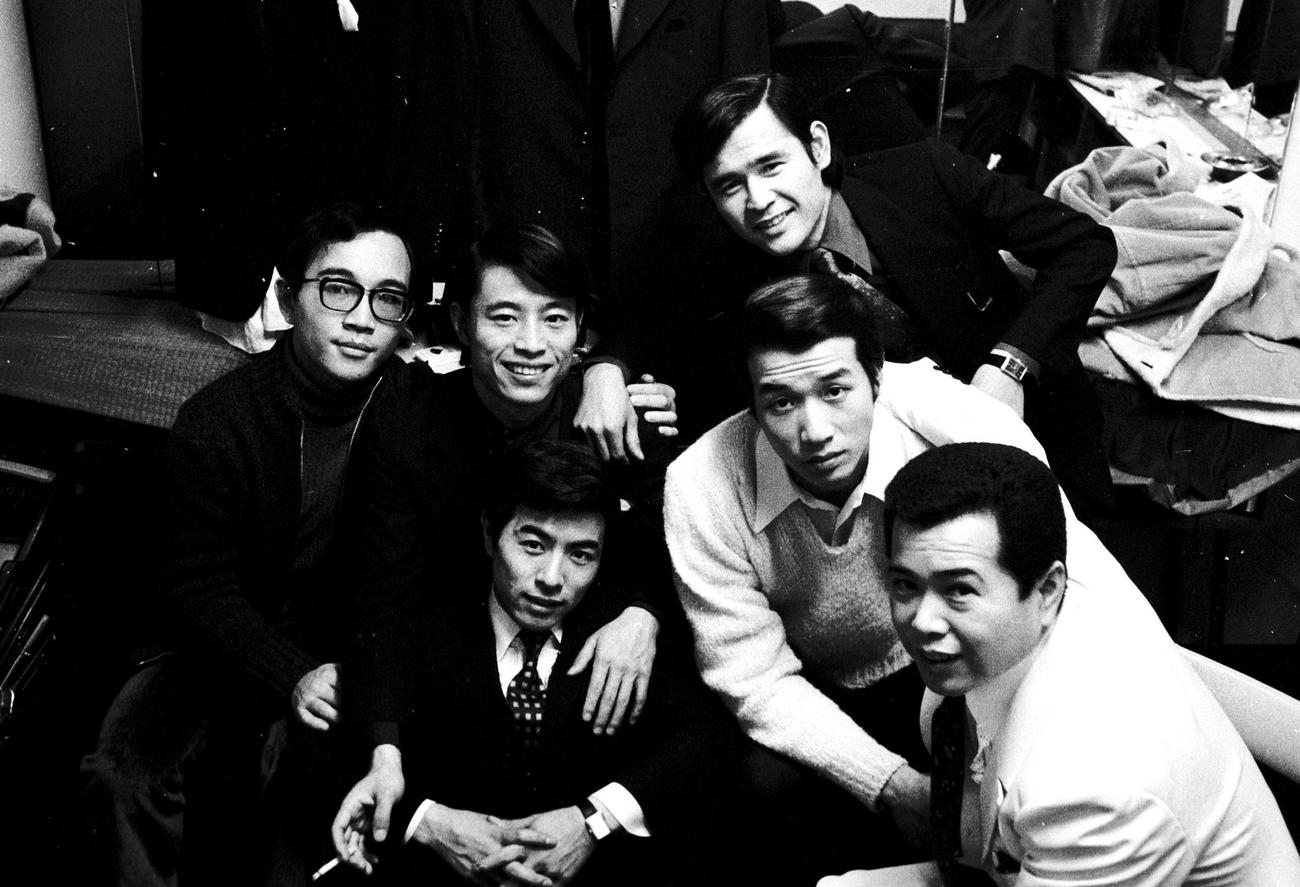 69年12月、クールファイブのメンバー