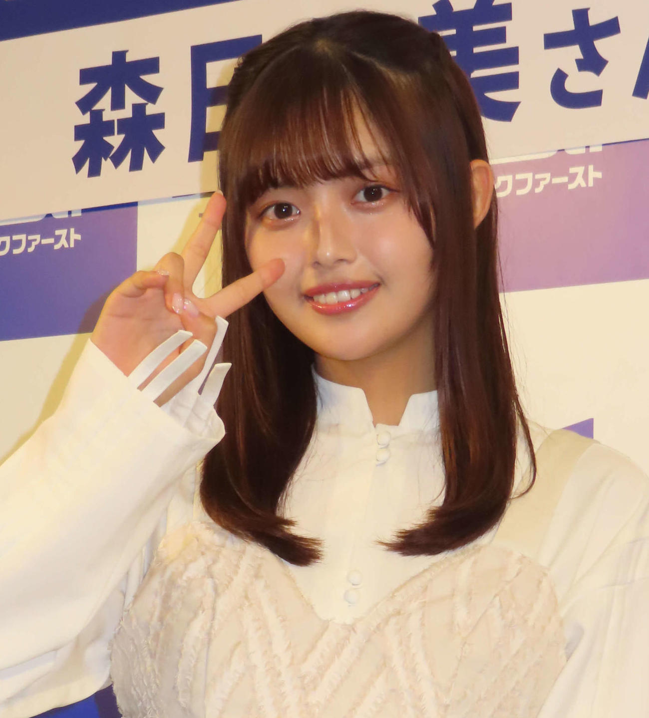 カレンダー発売イベントを行った森日菜美（2023年11月19日）
