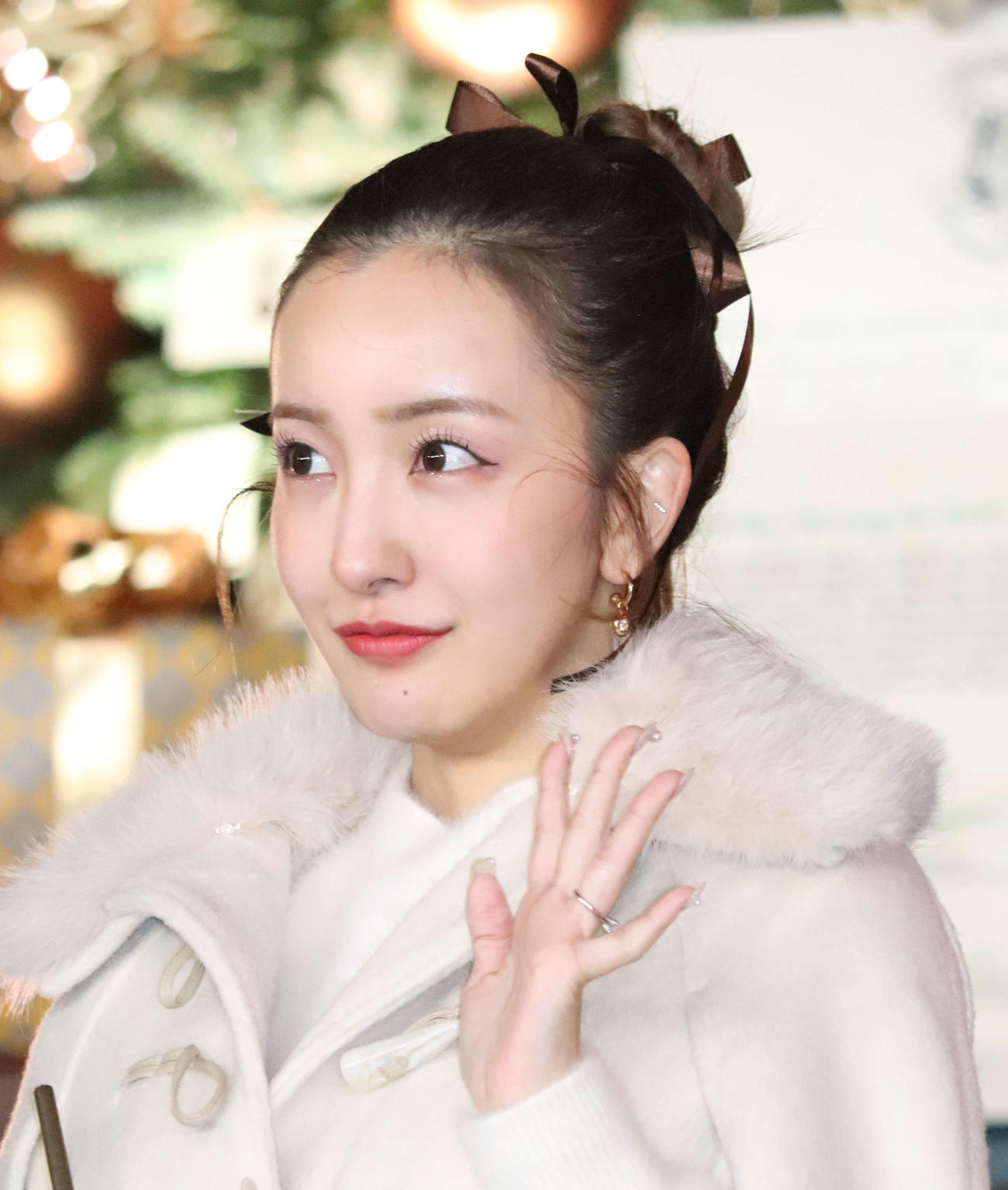 板野友美（2023年12月撮影）