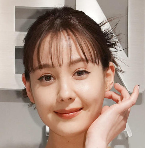 トリンドル玲奈（23年2月撮影）
