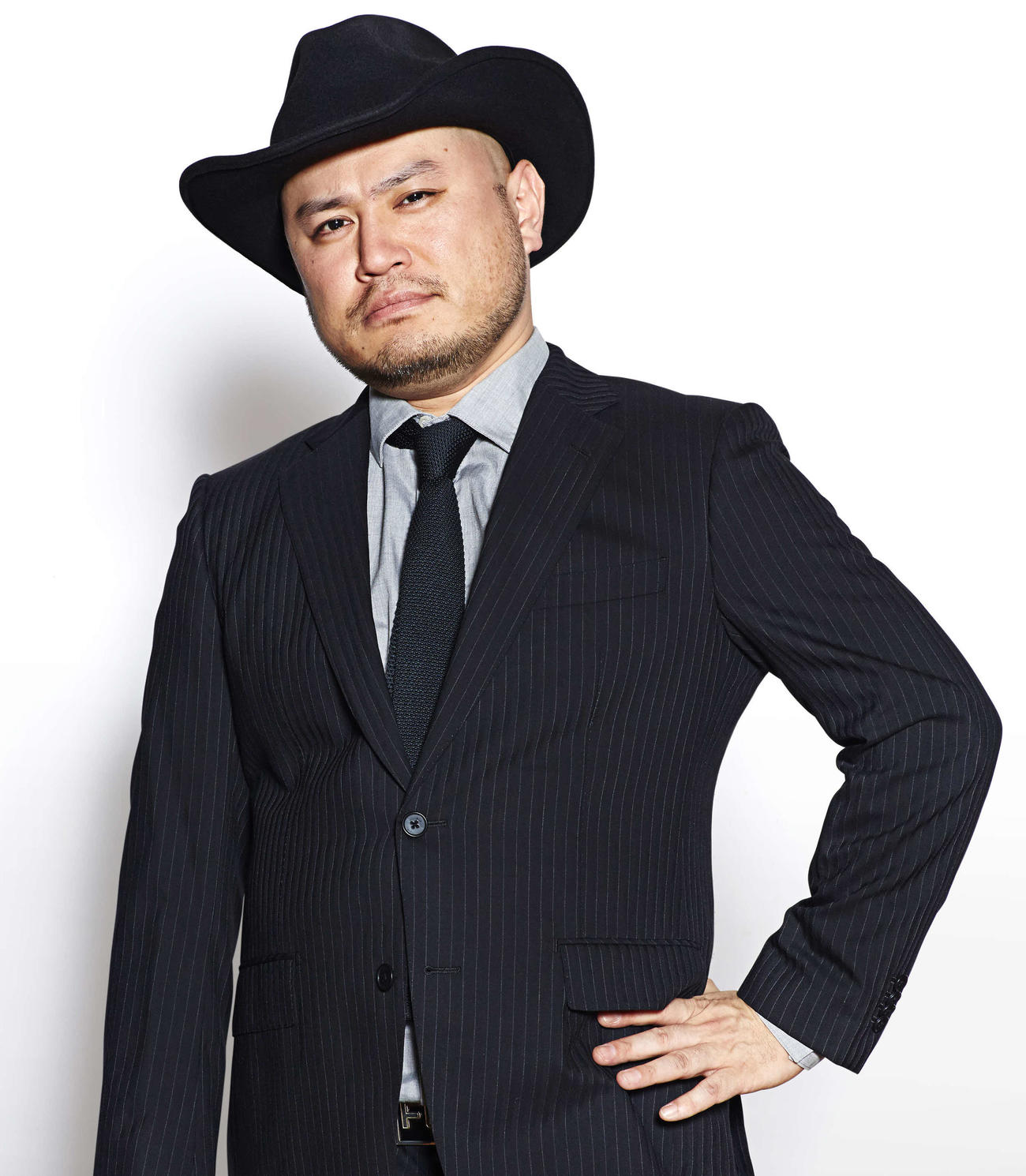「第13回ytv漫才新人賞決定戦」で審査員を務めるハリウッドザコシショウ