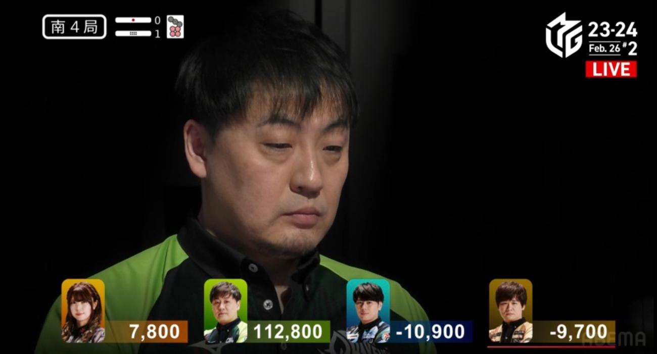 Mリーグ歴代最高スコア11万2800点を記録した赤坂ドリブンズ鈴木たろう（ABEMAより）