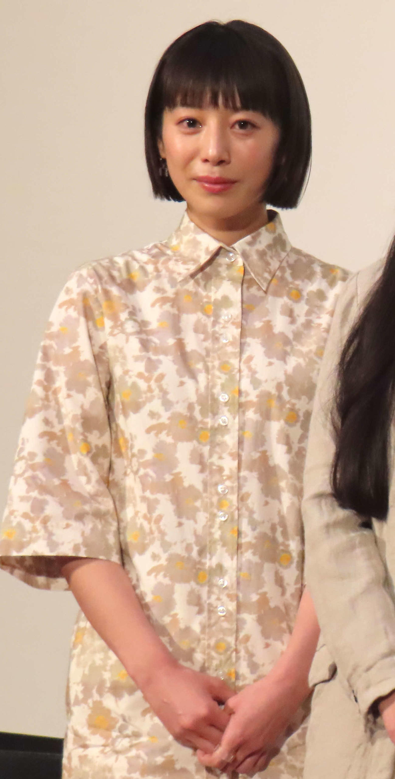 「ユーミンストーリーズ」試写会に出席した夏帆