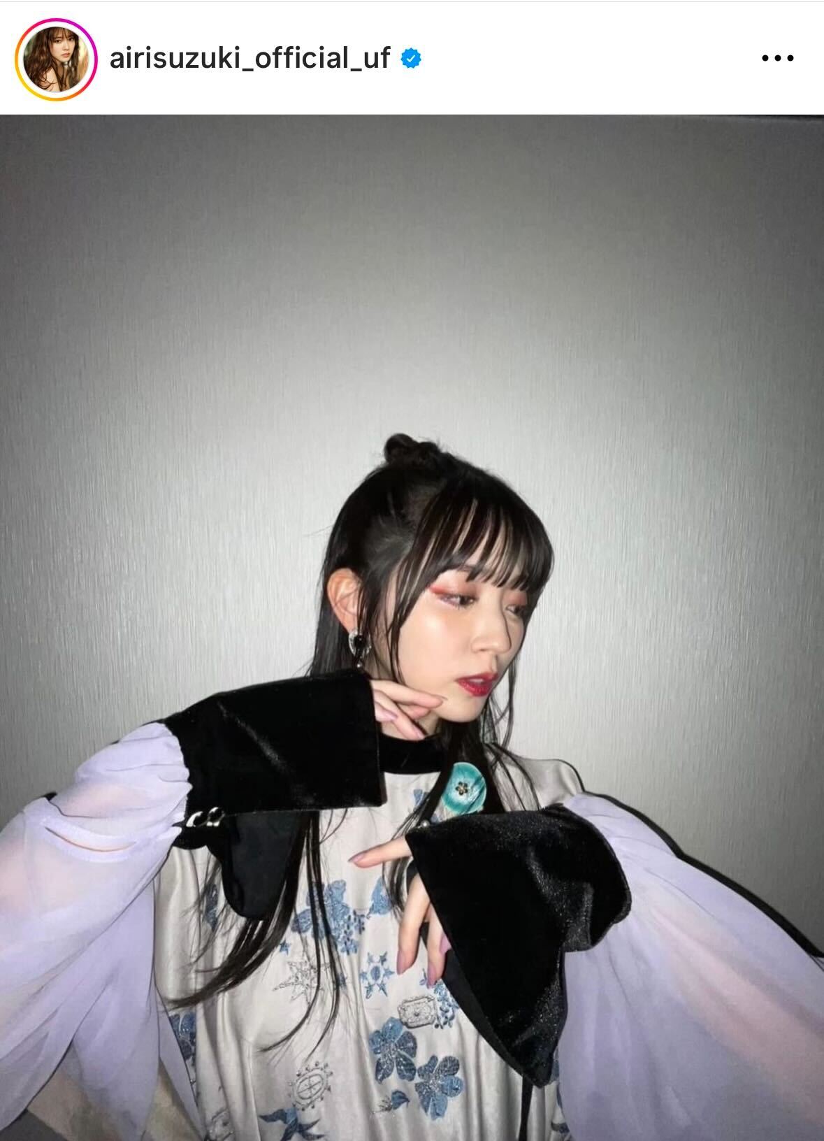鈴木愛理のインスタグラムから