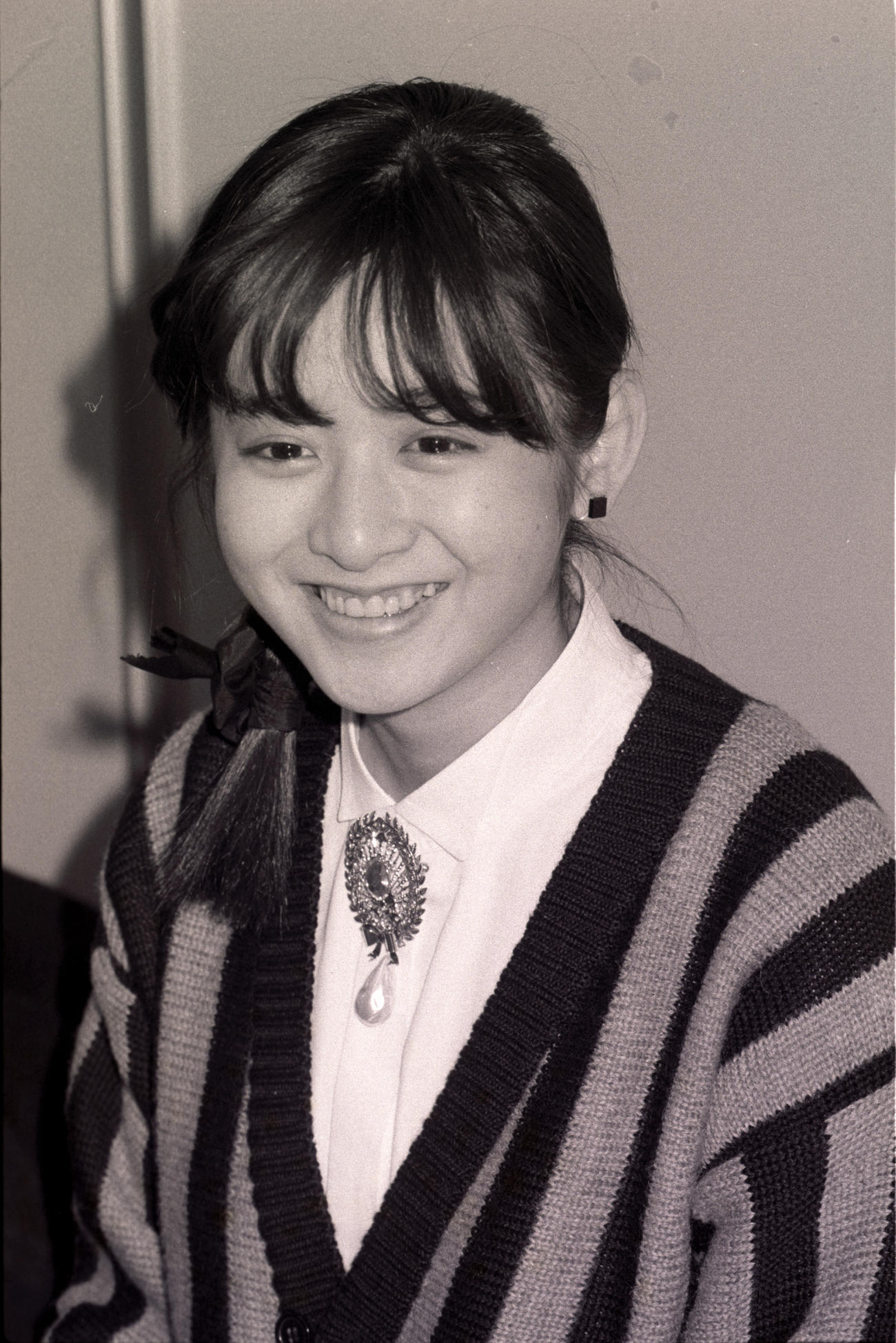 「ブルーリボン賞」受賞　「雪の断章」で新人賞を受賞した斉藤由貴（1986年1月16日）