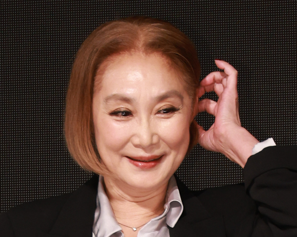 浅野温子（2023年11月撮影）