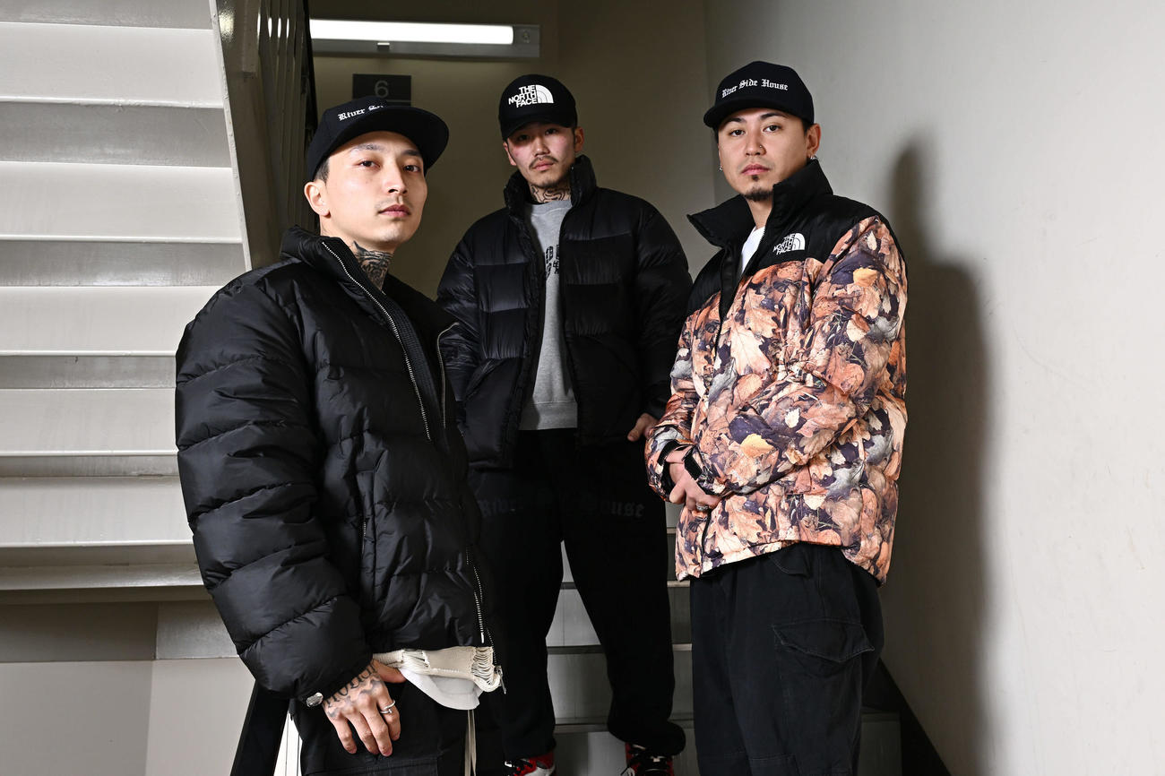 初アルバムをリリースしたRUNE999。中央はagree。右はEddy Armada（撮影・滝沢徹郎）