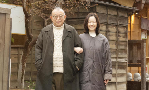 映画「35年目のラブレター」で初共演した笑福亭鶴瓶と原田知世（C）2025「35年目のラブレター」製作委員会