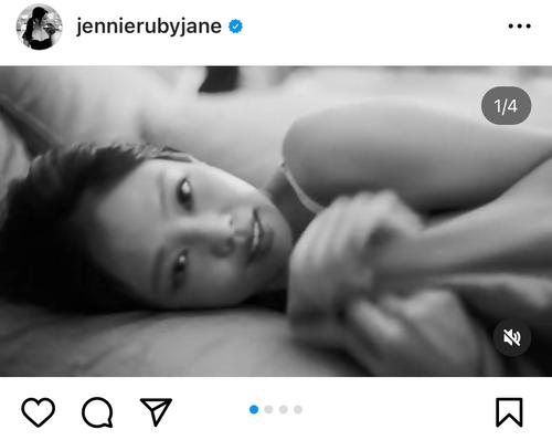 BLACKPINKジェニー、美ボディーライン＆美脚際立つビキニ姿「クイーンの中のクイーン」