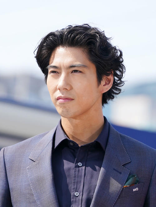 大谷翔平が「忍びの家」見ていた！賀来賢人がＸで喜び大爆発「うおおお」ネトフリで原案・主演