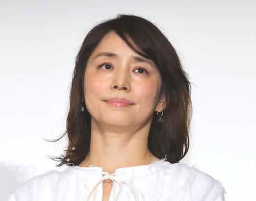 石田ゆり子、CM撮影時のオフショット公開　「舞い降りた妖精」「毎回大好きなCM」など反応