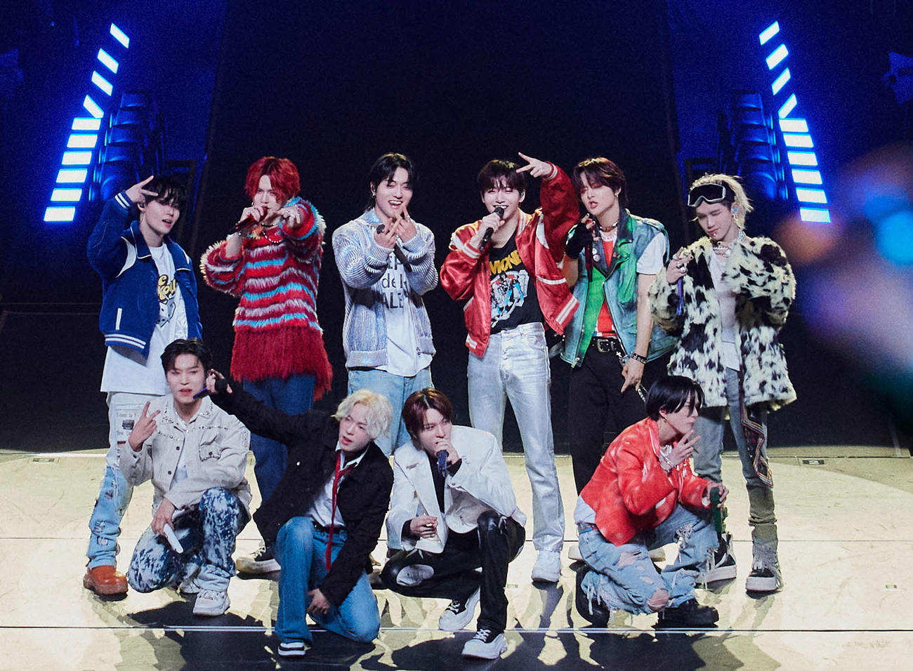 「2024 TREASURE TOUR　［REBOOT］IN JAPAN」最終公演を行ったTREASURE。前列左からジョンウ、ジェヒョク、ジョンファン、アサヒ、後列左からドヨン、ヨシ、ハルト、ジュンギュ、ジフン、ヒョンソク