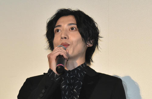染谷俊之、藤原紀香との２ショット公開　舞台千秋楽迎え「みなさんの心に残ってくれますように」